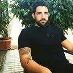 Geiler Typ guckt bedeutungsschwanger Geiler Typ guckt bedeutungsschwanger